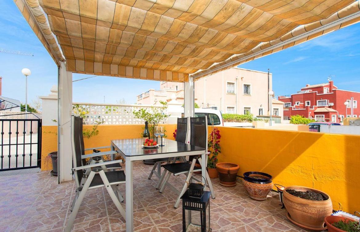 Bungalow La Herrada Los Montesinos Buitenkant foto